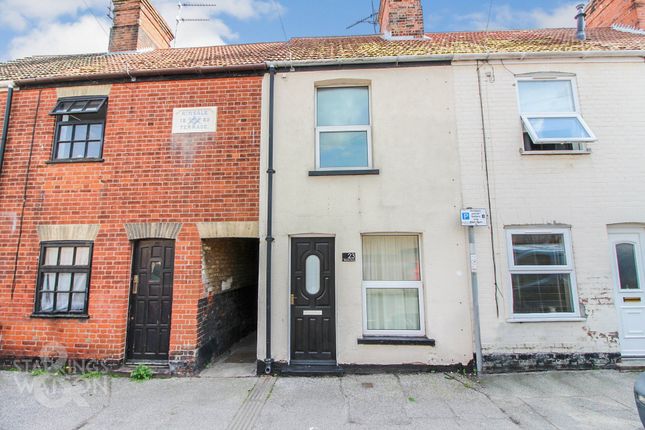 Roman Road, Lowestoft 3 bed terraced house for sale