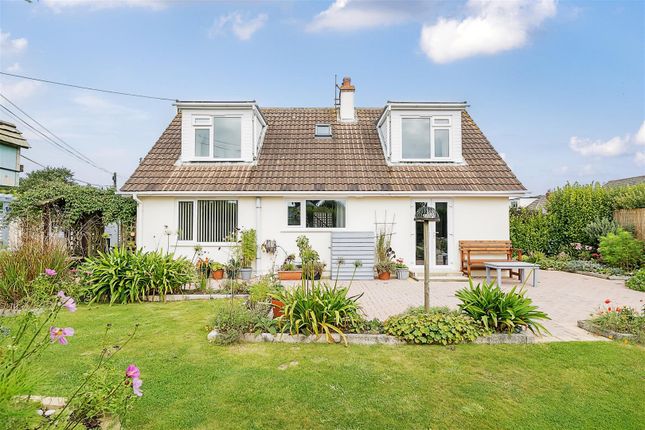 4 bedroom detached bungalow for sale