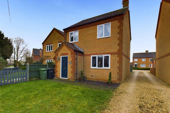 3 bed detached house