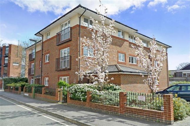 2 bedroom ground floor flat for sale
