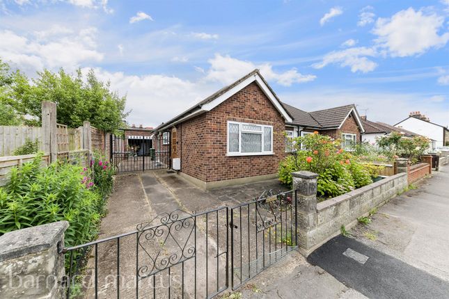 2 bedroom semi-detached bungalow for sale