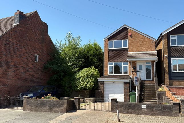 Stour Hill, Brierley Hill DY5 3 bed detached house for sale