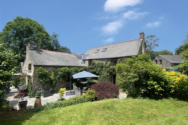 Liskeard Road, Callington, Cornwall... 4 bed link detached house for sale