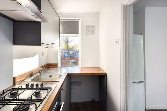 Elizabeth Road, East Ham, London, E6 2 bed maisonette for sale