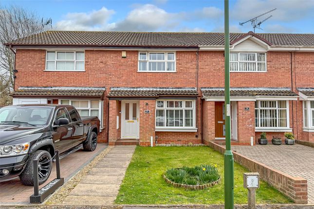 Eagles Chase, Littlehampton, West Sussex 2 bed terraced house for sale