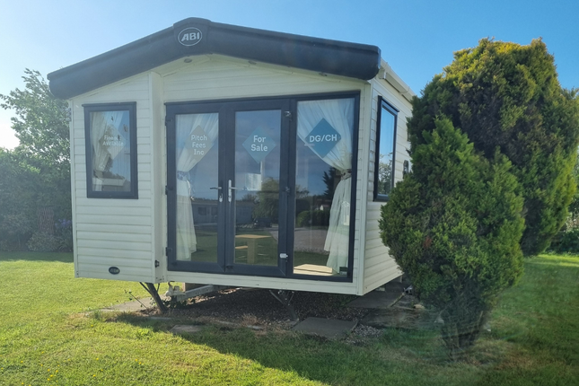 2 bedroom park home for sale