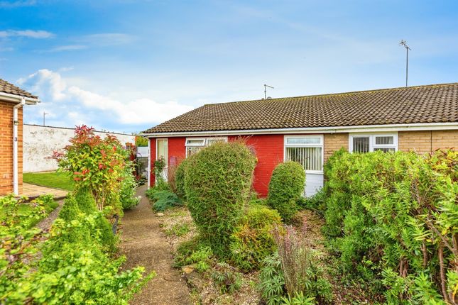 3 bedroom semi-detached bungalow for sale