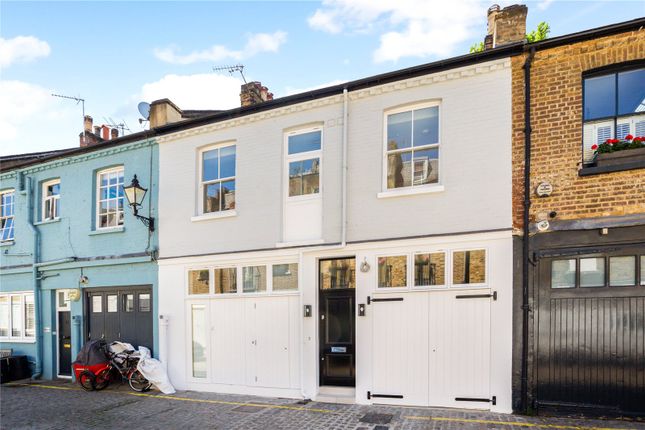 5 bedroom mews property for sale