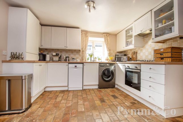 Mill Road, Norwich NR14 3 bed barn conversion for sale