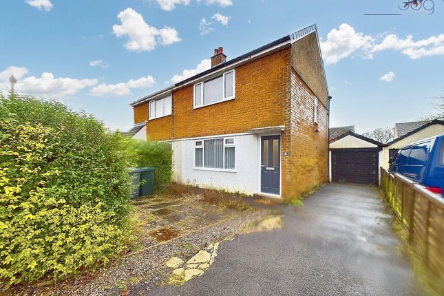 2 bedroom semi-detached house for sale