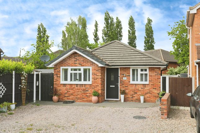 2 bed detached bungalow