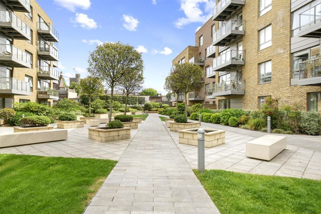 2 bed flat