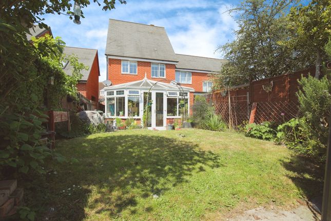 3 bedroom town house for sale