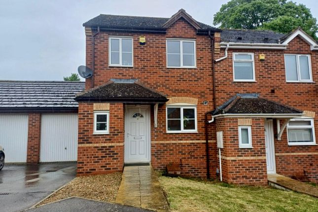 Malthouse Close, Irthlingborough... 3 bed end of terrace house for sale