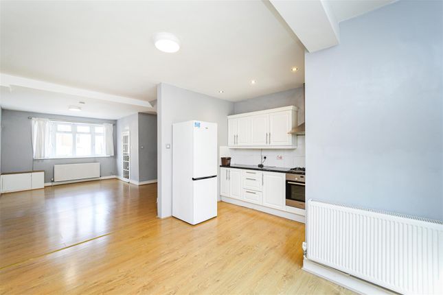 Luton Road, Walthamstow 2 bed end of terrace house for sale