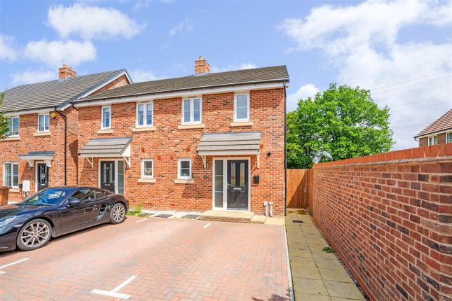 Bartlett Avenue, Farnham GU9 2 bed semi