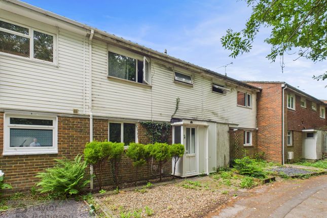Bewbush, Crawley 3 bed terraced house for sale