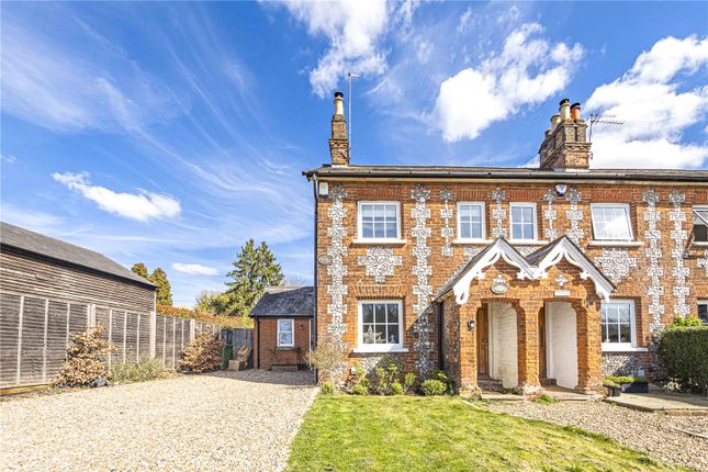 2 bed end terrace house