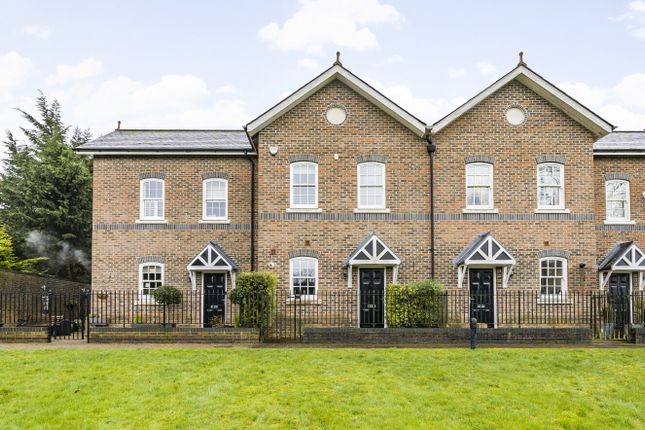 3 bed detached house