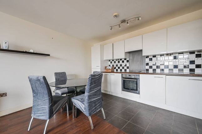2 bed flat