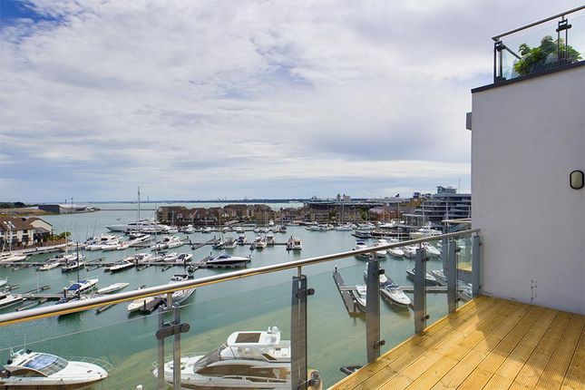 Sirocco, Ocean Village, Southampton 2 bed apartment for sale