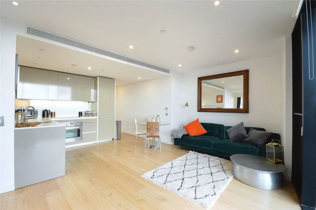 Walworth Road, Elephant and Castle... 2 bed flat for sale