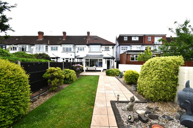 3 bed end terrace house