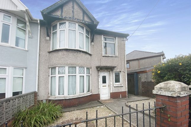 3 bed semi-detached house