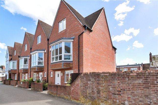 Latimer Street, Romsey, Hampshire 3 bed end of terrace house for sale