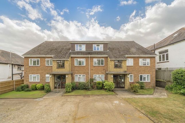 Torrington Park, London N12 2 bed flat for sale