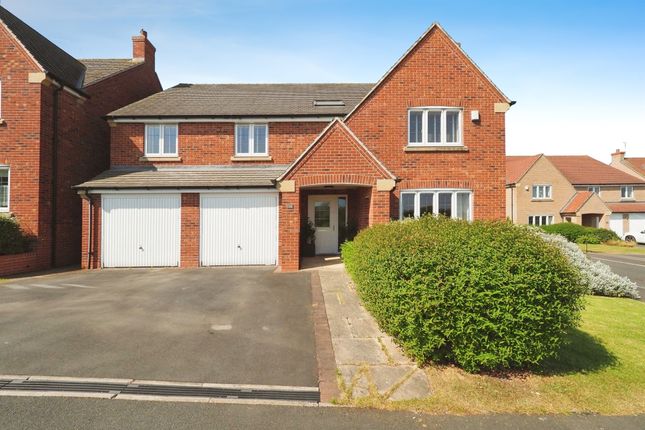 5 bedroom detached house for sale