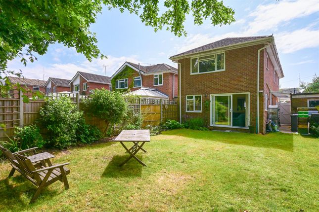 Beaufort Road, Fleet GU52 4 bed detached house for sale