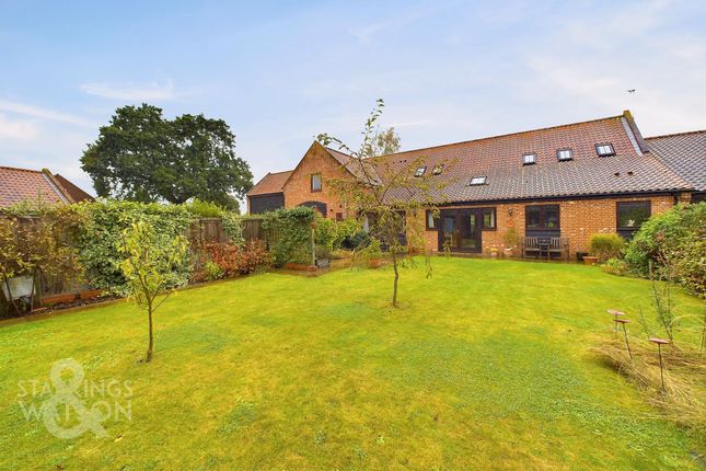 The Green, Freethorpe, NR13 4 bed barn conversion for sale