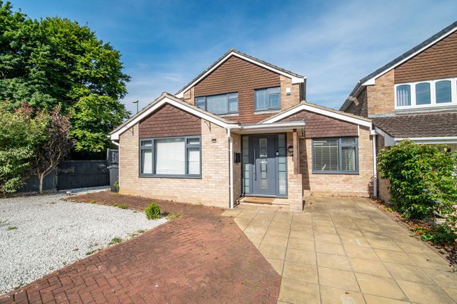 4 bed detached house