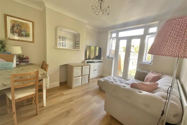 2 bedroom ground floor maisonette for sale