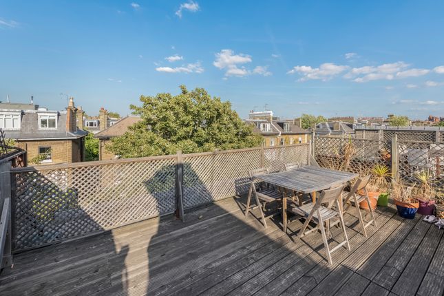 Westgate Terrace, Chelsea SW10 2 bed apartment for sale