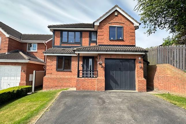 Brindle Park Drive, Castleford WF10 4 bed detached house for sale