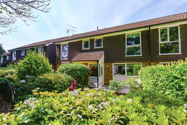 Longlands Way, Camberley, Surrey, GU15 3 bed terraced house for sale