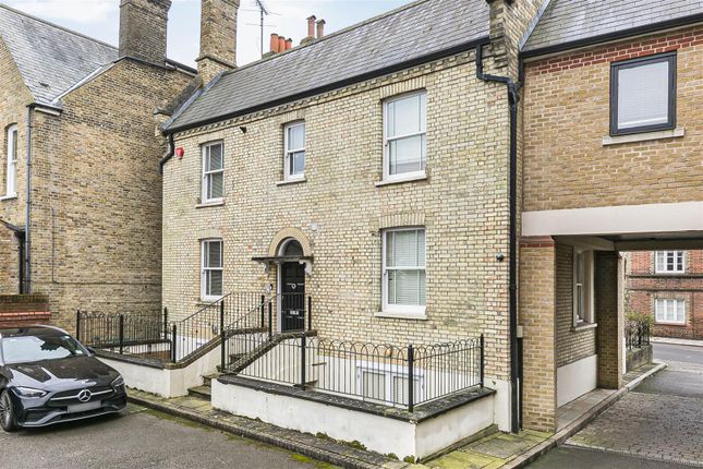 2 bed semi-detached house