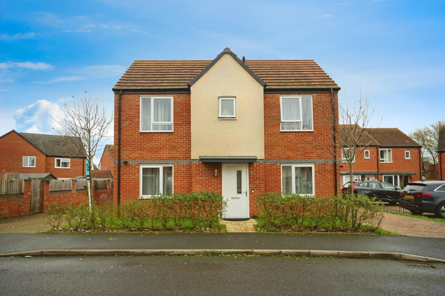 3 bed detached house