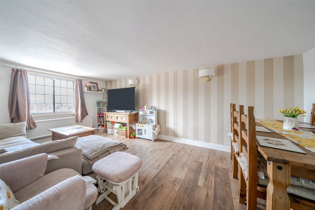 High Street, Seal, Sevenoaks 2 bed apartment for sale