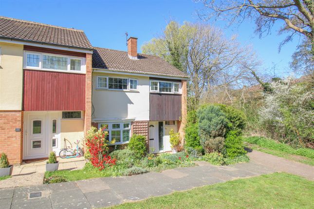 3 bed end terrace house