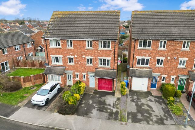 4 bedroom town house for sale