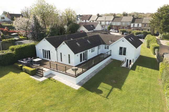 St Ives, New Road, Eythorne 5 bed detached house for sale