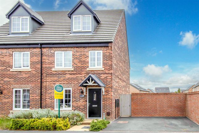 3 bedroom semi-detached house for sale