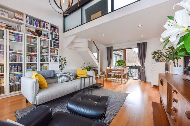 Pound Farm Road, Chichester, PO19 2 bed flat for sale