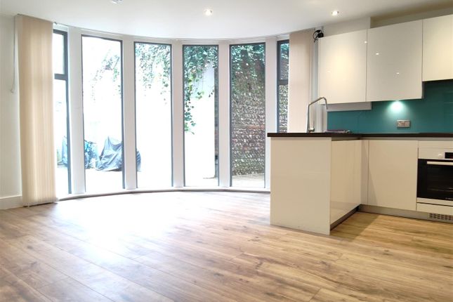 1 bedroom ground floor flat for sale