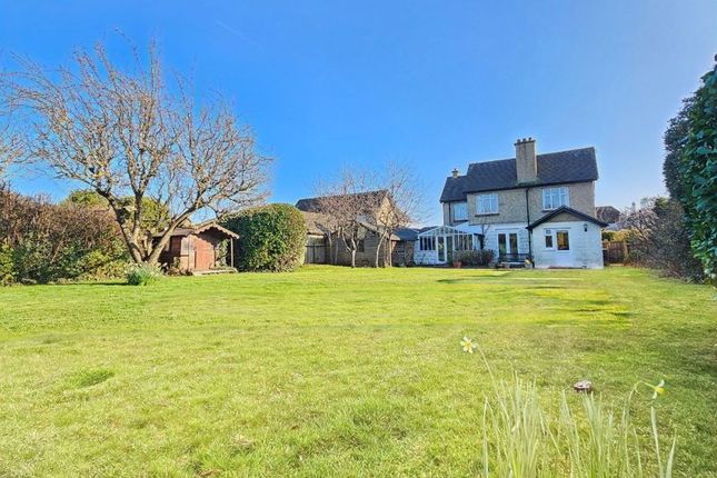 Western Way, Gosport PO12 5 bed detached house for sale