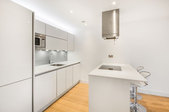 Commercial Street London E1 1 bed apartment for sale