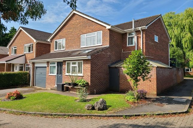 Poplar Drive, Marchwood, Southampton... 4 bed detached house for sale